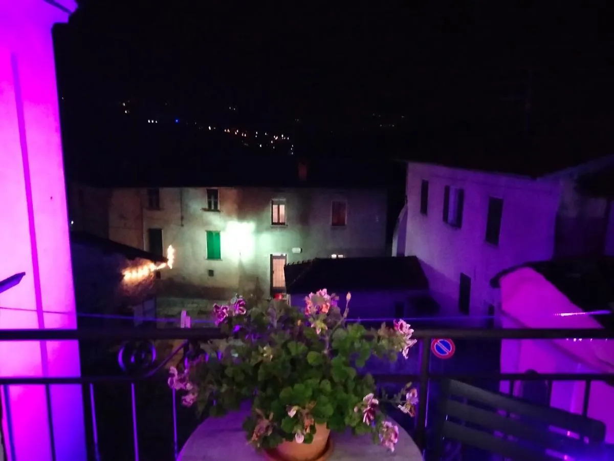 Casa Giovanetti Villa Grandola ed Uniti 0*,  Italy